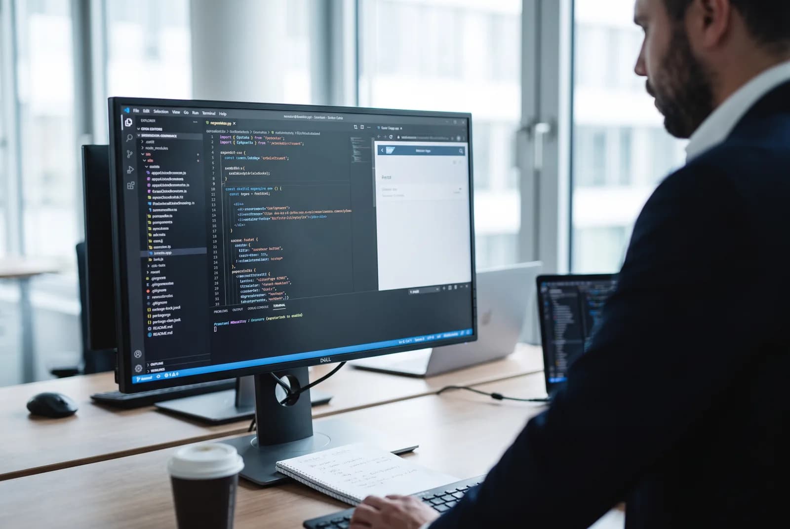 SAP-Entwicklung am Bildschirm